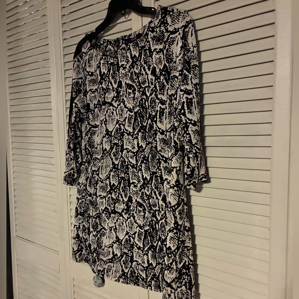 Style & Co. Black and White Snake Print Blouse